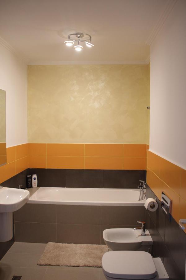 Apartament Lowcost Tryp Oradea Zewnętrze zdjęcie